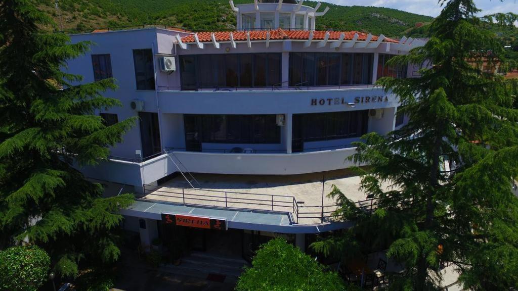 Sirena Hotel Tushemisht Zewnętrze zdjęcie