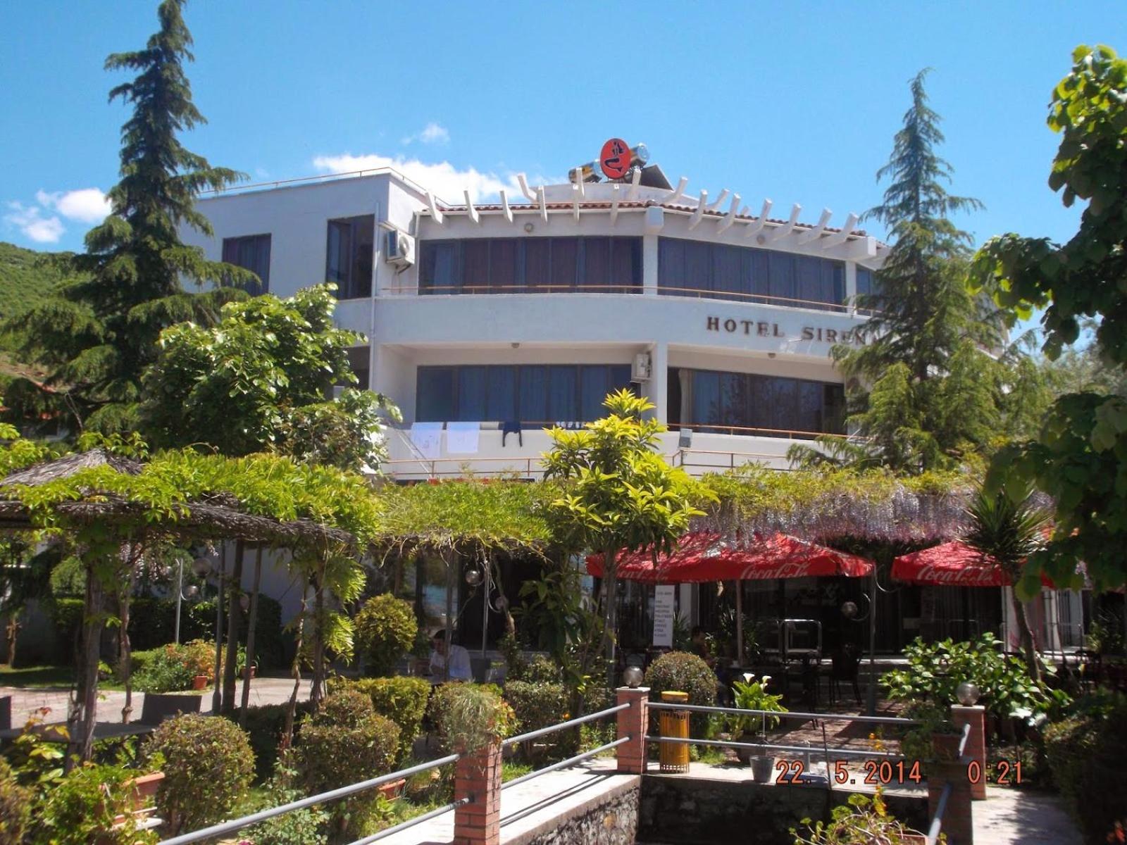 Sirena Hotel Tushemisht Zewnętrze zdjęcie
